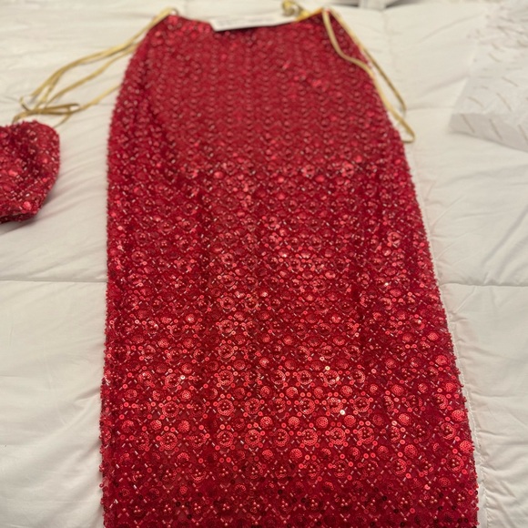 BRAND NEW NEVER WORN BRONX AND BANCO RUBY RED TWO PIECE SET. SIZE US 8/L. - Picture 2 of 8